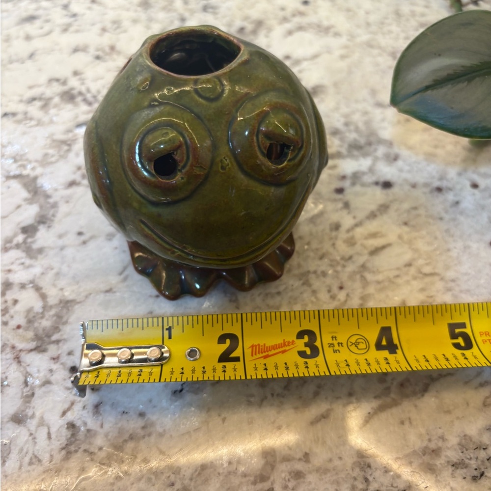 Vintage Ceramic Frog Candle Holder/ Incense Burner Cute Village Bath Products - Picture 9 of 10